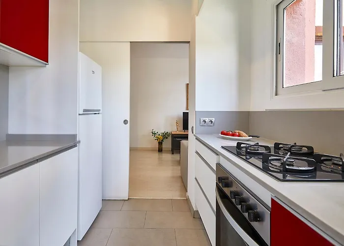 Bbarcelona Modern Eixample Flat דירה ברצלונה