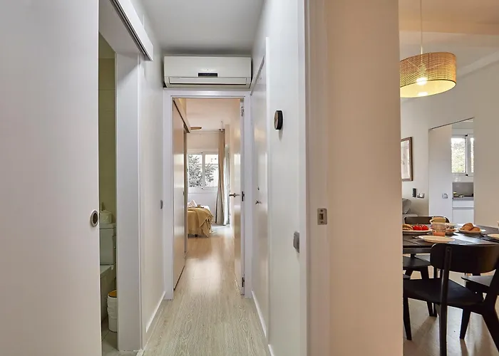 Bbarcelona Modern Eixample Flat ברצלונה