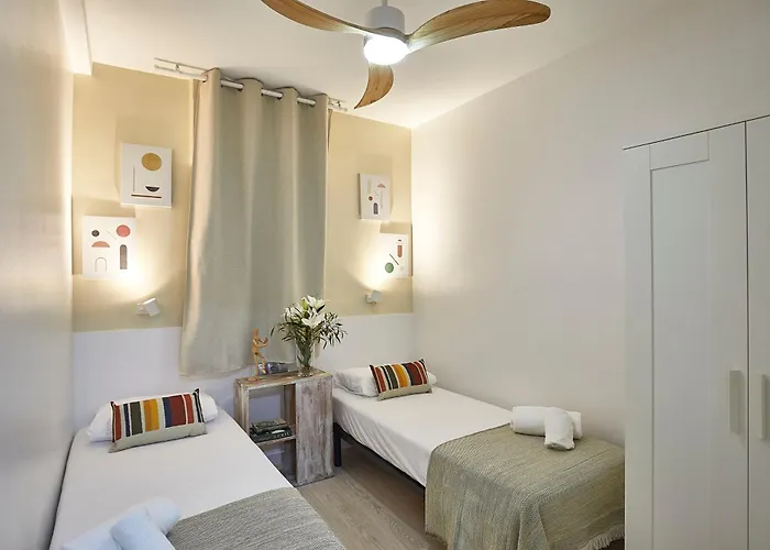 Bbarcelona Modern Eixample Flat דירה *