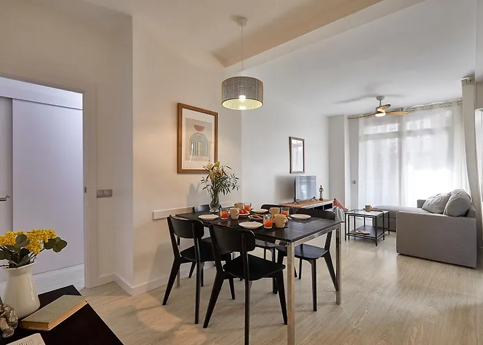 Bbarcelona Modern Eixample Flat